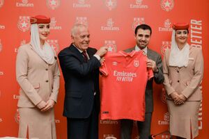 من توقيع عقد رعاية طيران الامارات لنادي النجم الساحلي التونسي