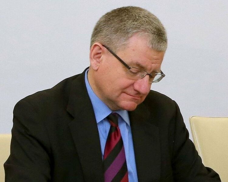 ملف:Boguslaw Winid 2014.jpg