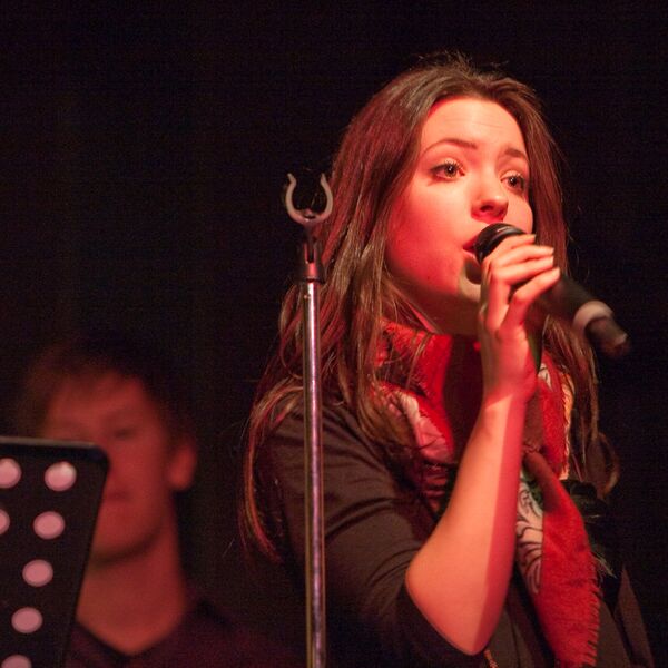 ملف:Carla Abrahamsen 2010.jpg