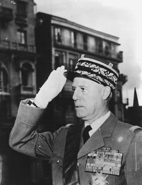 ملف:Generaal Salan, Bestanddeelnr 909-5643.jpg