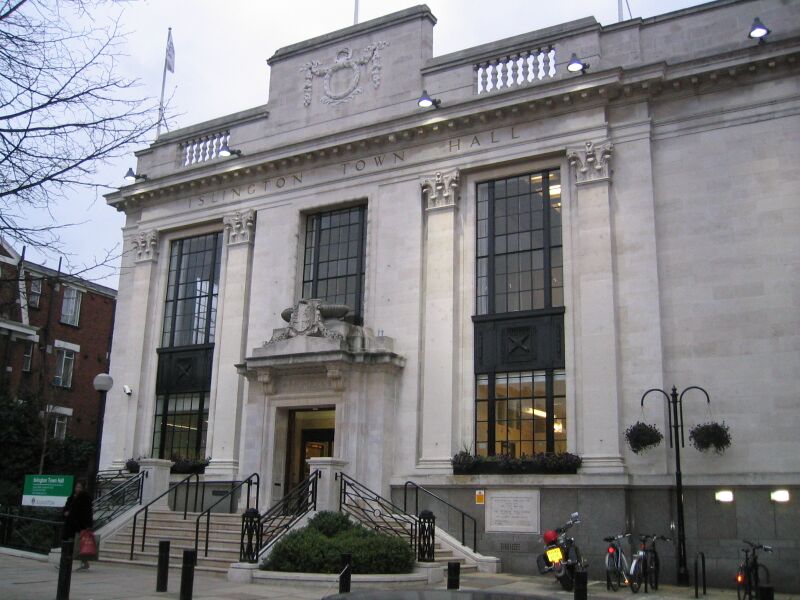 ملف:IslingtonTownHall.jpg
