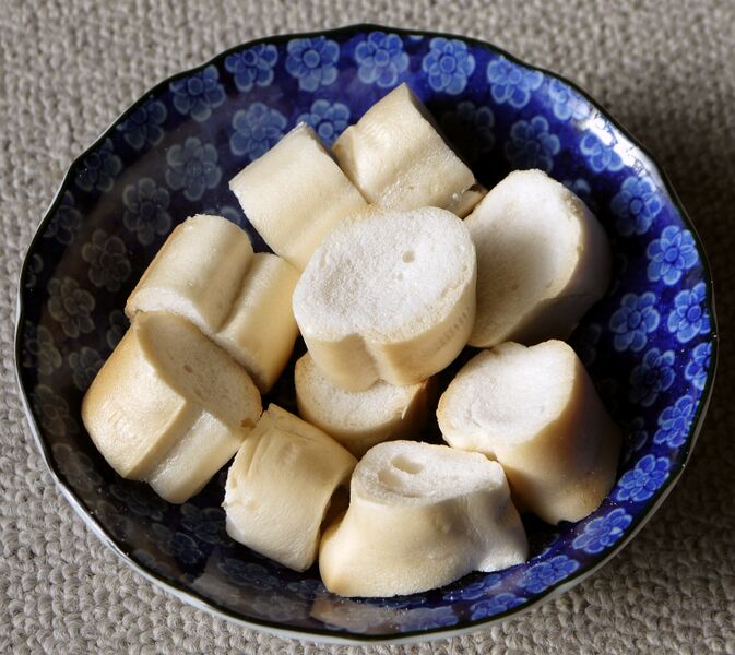 ملف:Japanese Wheat gluten Fu.JPG