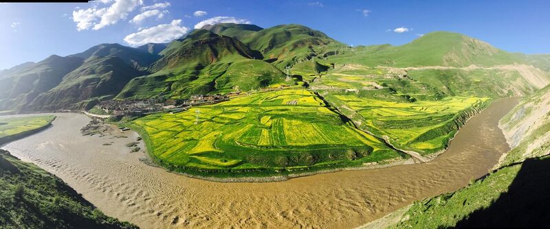 ملف:Nagshoe land 62.jpg