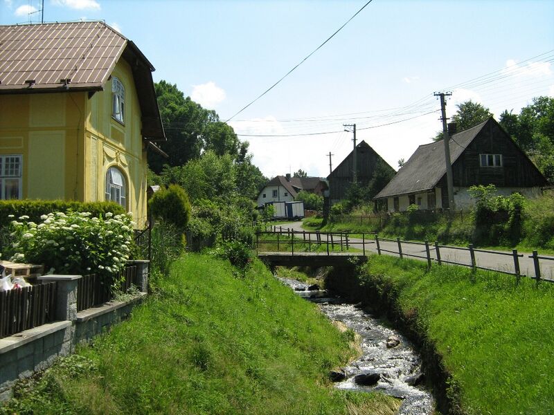 ملف:Ondrejovice zbrojnice.jpg