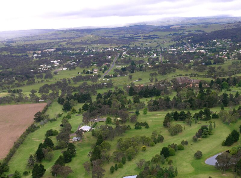 ملف:Walcha NSW - aerial.JPG
