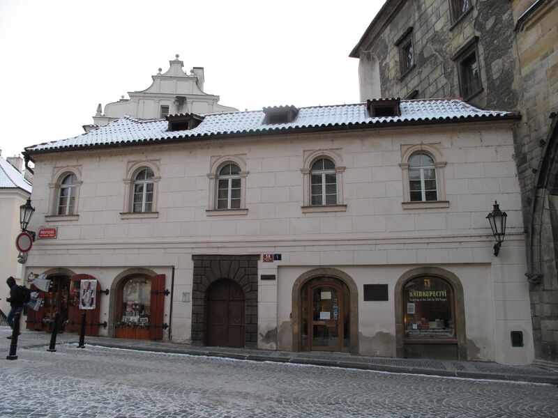 ملف:Mostecká 1, Praha.JPG