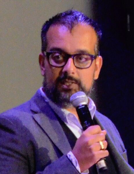 ملف:Suroosh Alvi November 2016.jpg