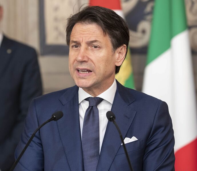 ملف:Giuseppe Conte Quirinale 2019.jpg