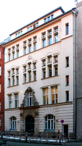 ملف:Leo-baeck-haus.berlin.II.JPG