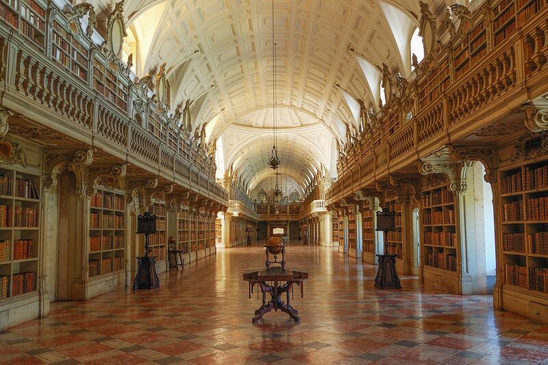 ملف:MafraPalace-Library.jpg
