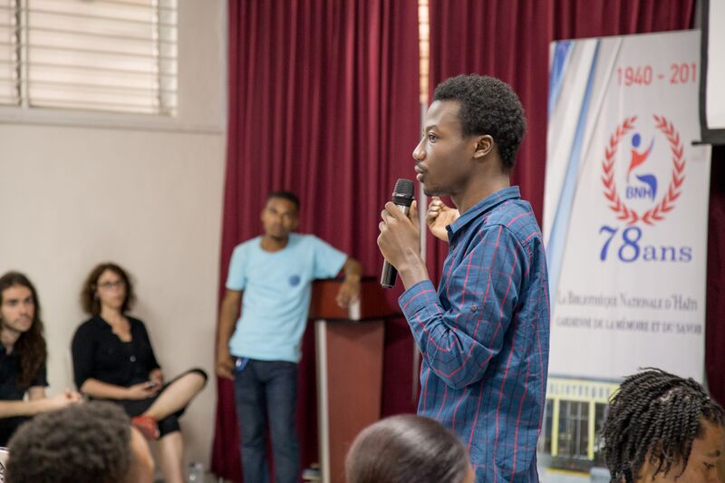 ملف:Rency Inson.jpg