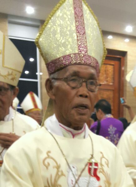 ملف:Mgr Cosmas Michael Angkur.jpg