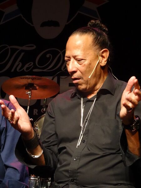 ملف:Peter straker-1585091555.JPG