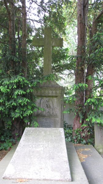 ملف:Petit grave.JPG