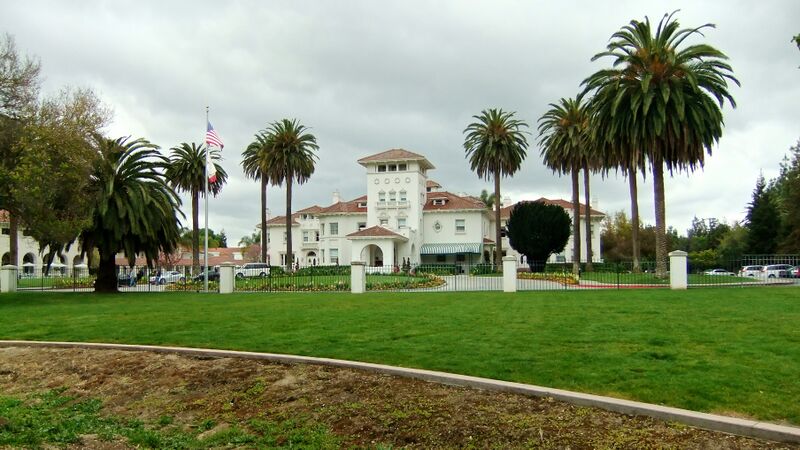 ملف:Hayes Mansion (4514704582).jpg