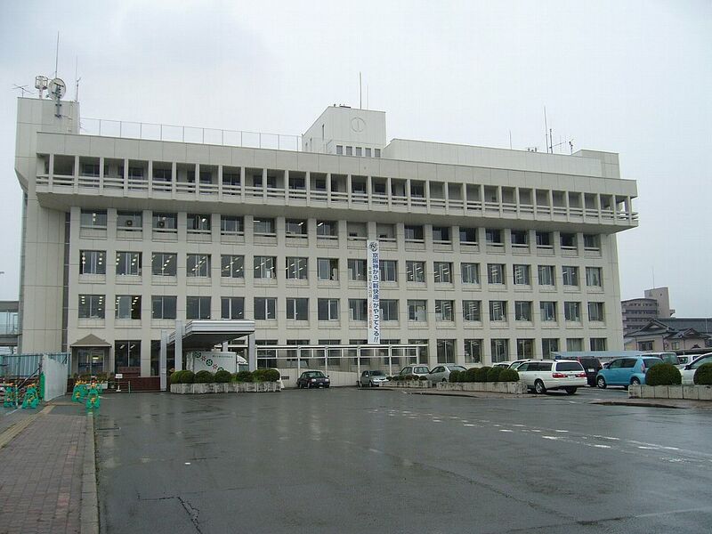 ملف:Tsuruga city-office.jpg