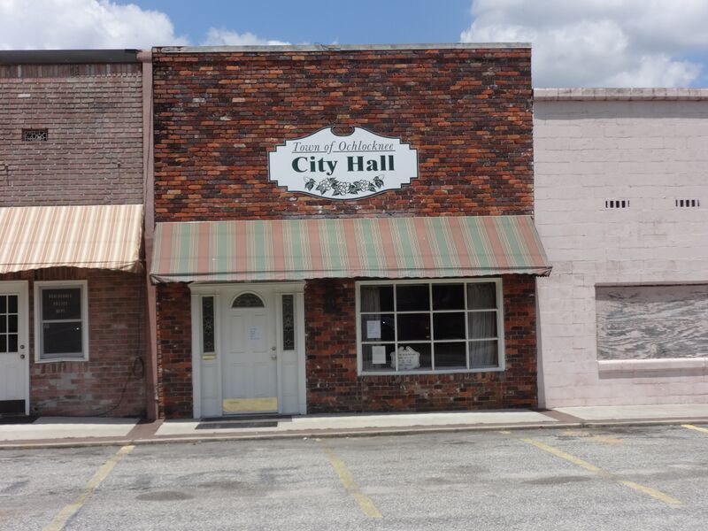 ملف:Ochlocknee City Hall.JPG