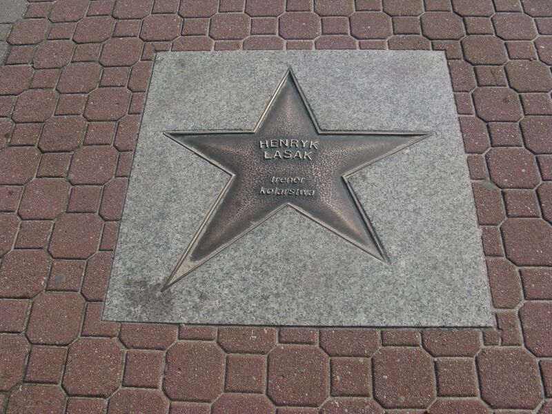 ملف:Gwiazda Henryk Łasak.JPG