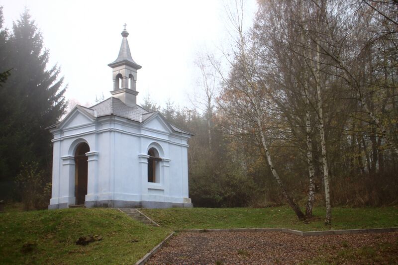 ملف:Lachovice, kaple II.jpg