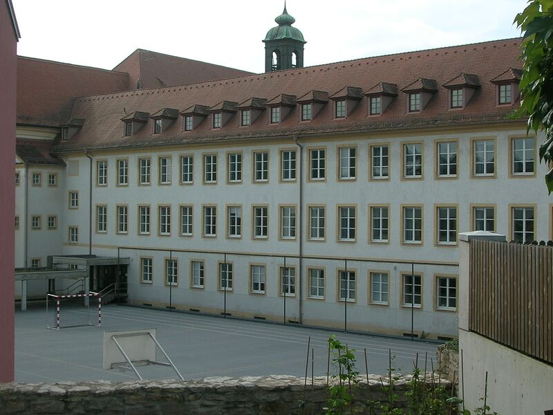ملف:Schule Eichstätt -GG (4).jpg