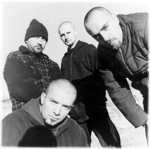 ملف:Ugly Leaders 1999 (2).jpg