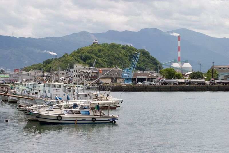 ملف:川之江港付近 - panoramio.jpg