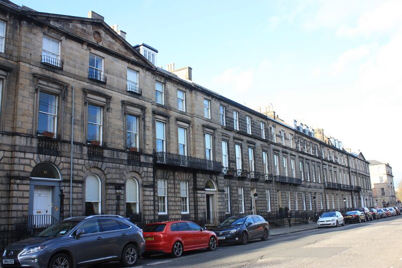 ملف:1-10 Heriot Row, Edinburgh.JPG