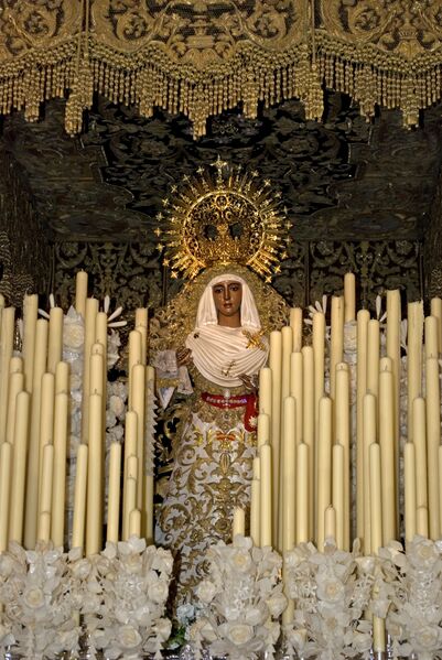 ملف:Esperanza de Triana 001.jpg