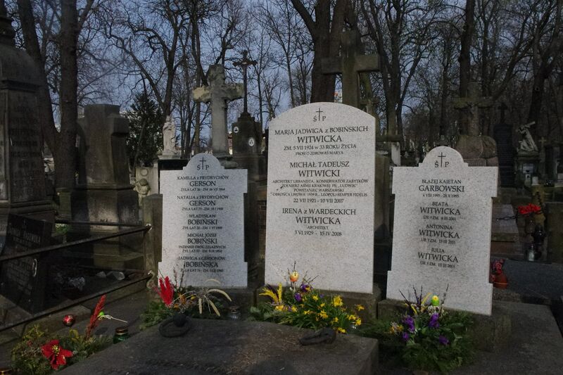 ملف:Michał Witwicki grób.JPG