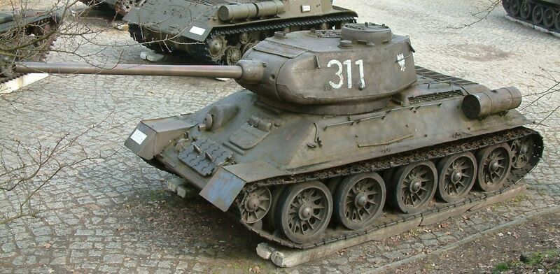 ملف:T-34-85 góra RB.jpg