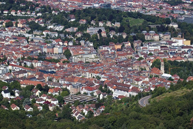 ملف:20190818 Stuttgart-Süd - Lehen.jpg