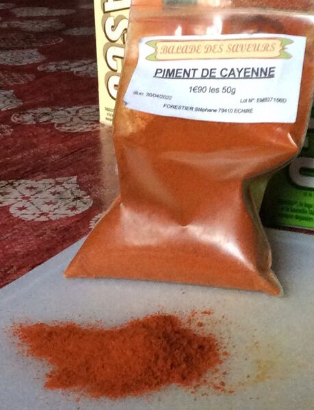 ملف:Cayenne pepper 1.JPG