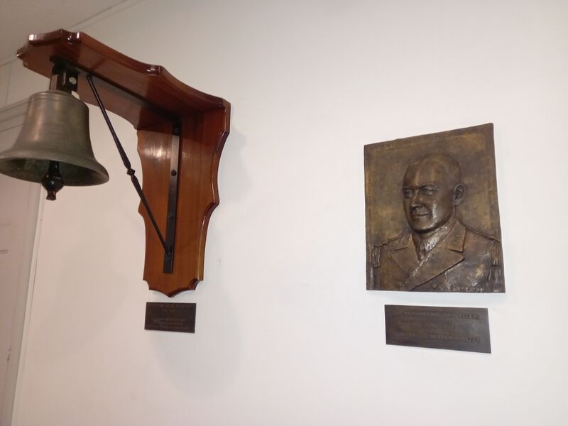 ملف:Gedenktafel Karel Doorman.jpg