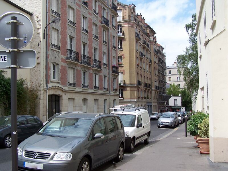 ملف:Rue Nicolas-Roret.JPG