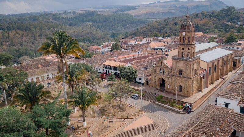 ملف:Cerrito, Santander 01.jpg