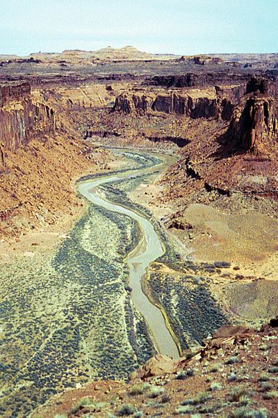 ملف:Dirty devil river.jpg
