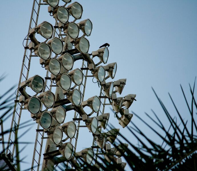 ملف:Flood Lights.jpg