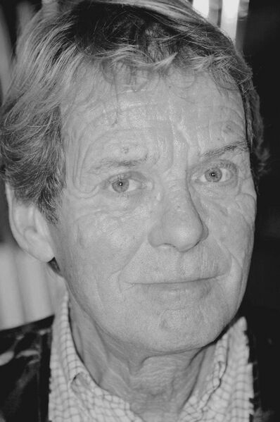 ملف:James Sparrow.jpg