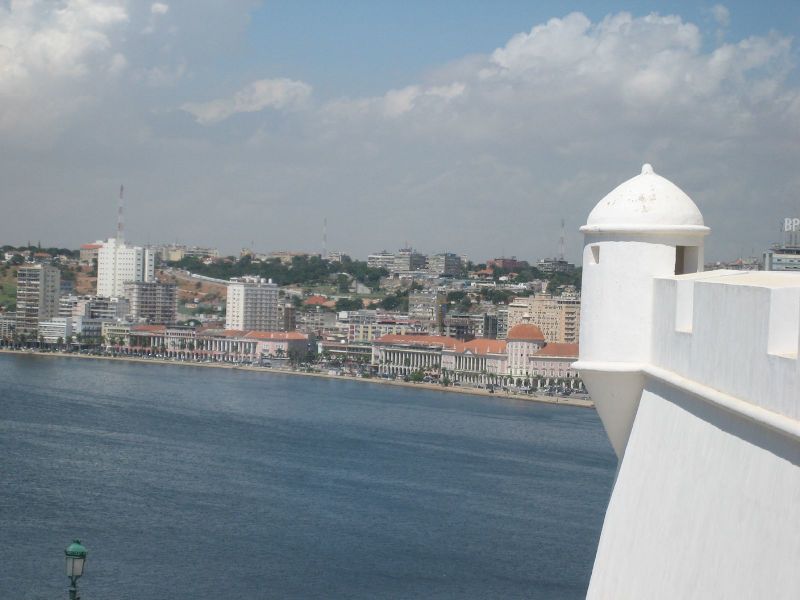 ملف:Luanda4.jpg
