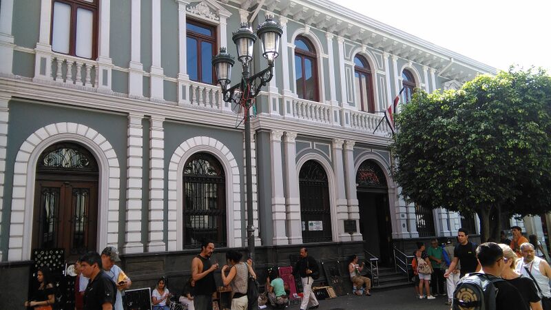 ملف:Antiguo Banco Anglo.jpg