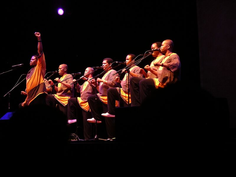 ملف:Ladysmith-Black-Mambazo.jpg