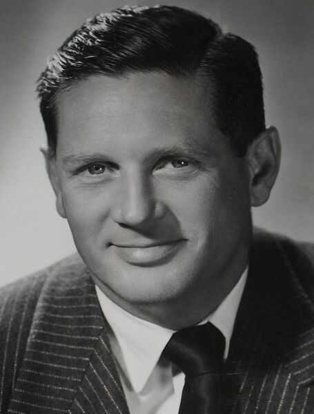 ملف:Niven Busch (1944).JPG