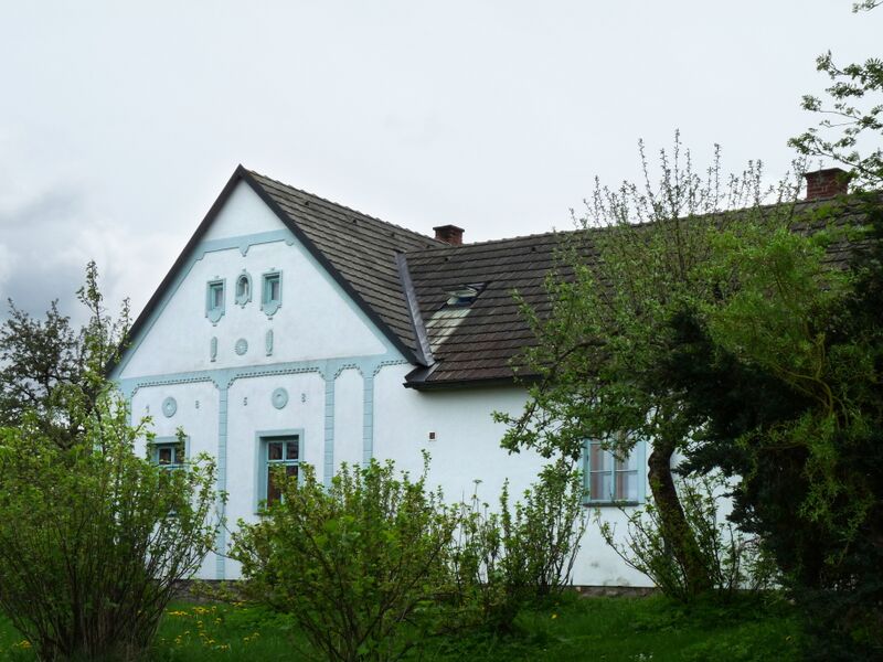 ملف:Sumrakov, usedlost čp23 (01).jpg