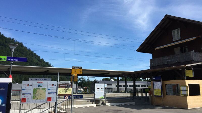 ملف:Wimmis railway station.jpg