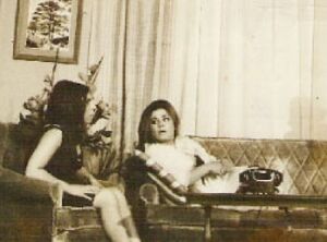 ليلى كرم ابيض وأسود.jpg