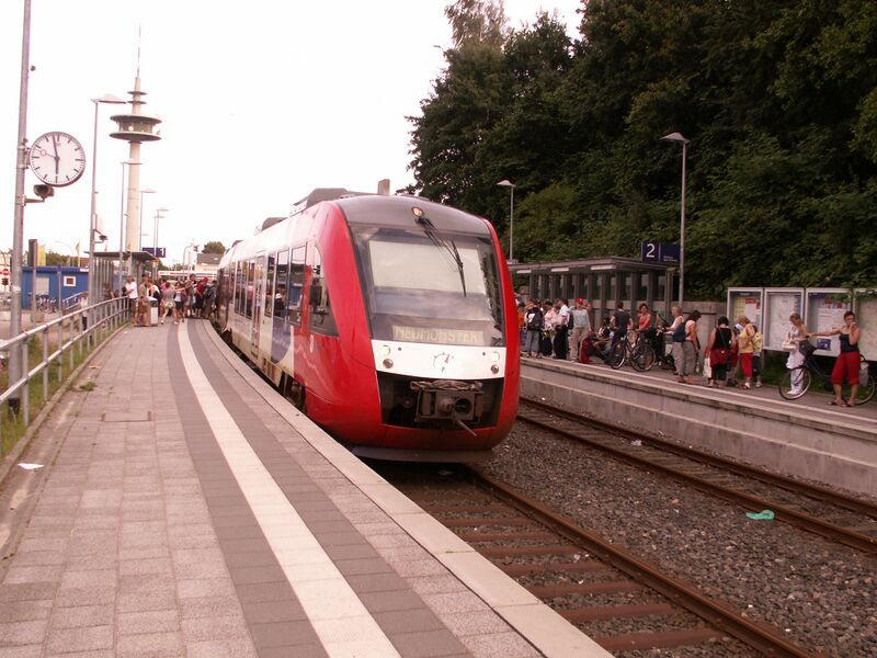 ملف:Bahnhofsegeberg.JPG