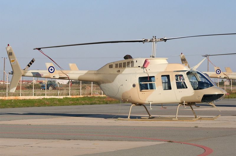 ملف:Bell 206L-3 LongRanger III 111.jpg
