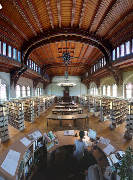 ملف:IZEA Bibliothek.jpg