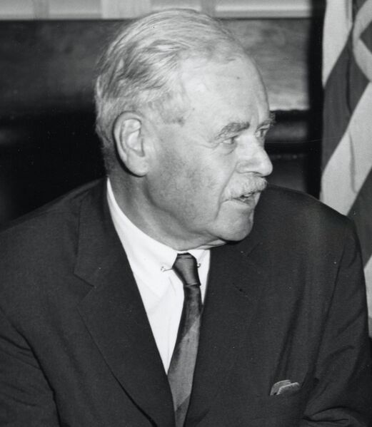 ملف:Ralph Lowell (13847500055).jpg