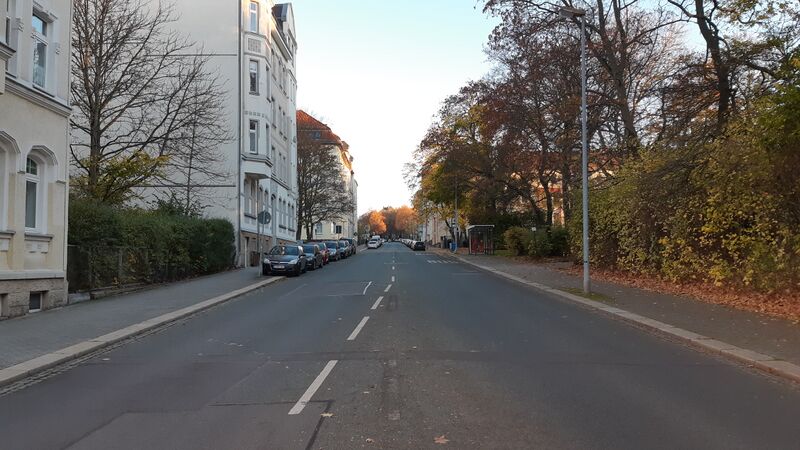 ملف:2022-11-13-Chemnitz-Carl-von-Ossietzky-Straße-1.jpg